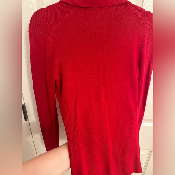 Max Studio Red Collar Sweater Top - Picture 5 of 7